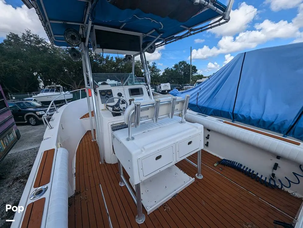 2005 Robalo 230 center console