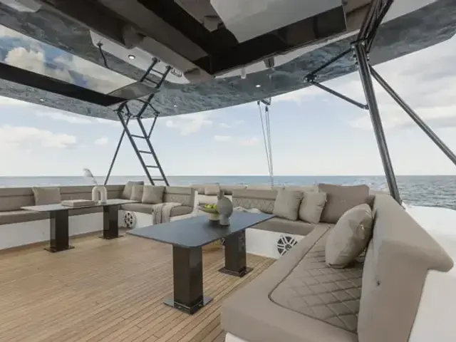 Moon Yacht Moon 60