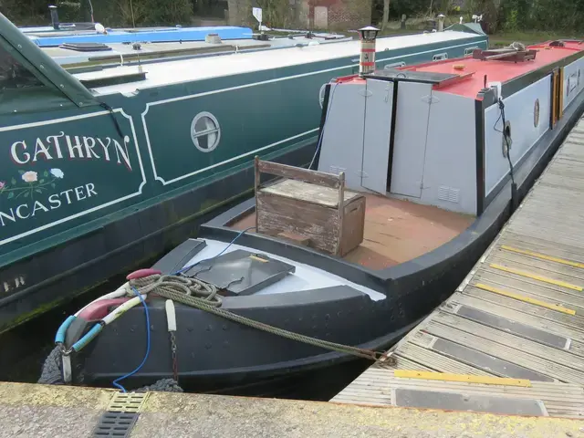 Marque Narrowboats 60