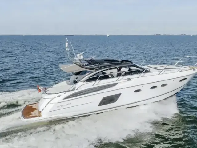 Princess V48 Open