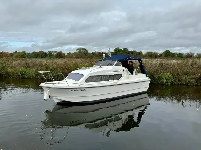 Shetland 4 Plus 2 Soft Top