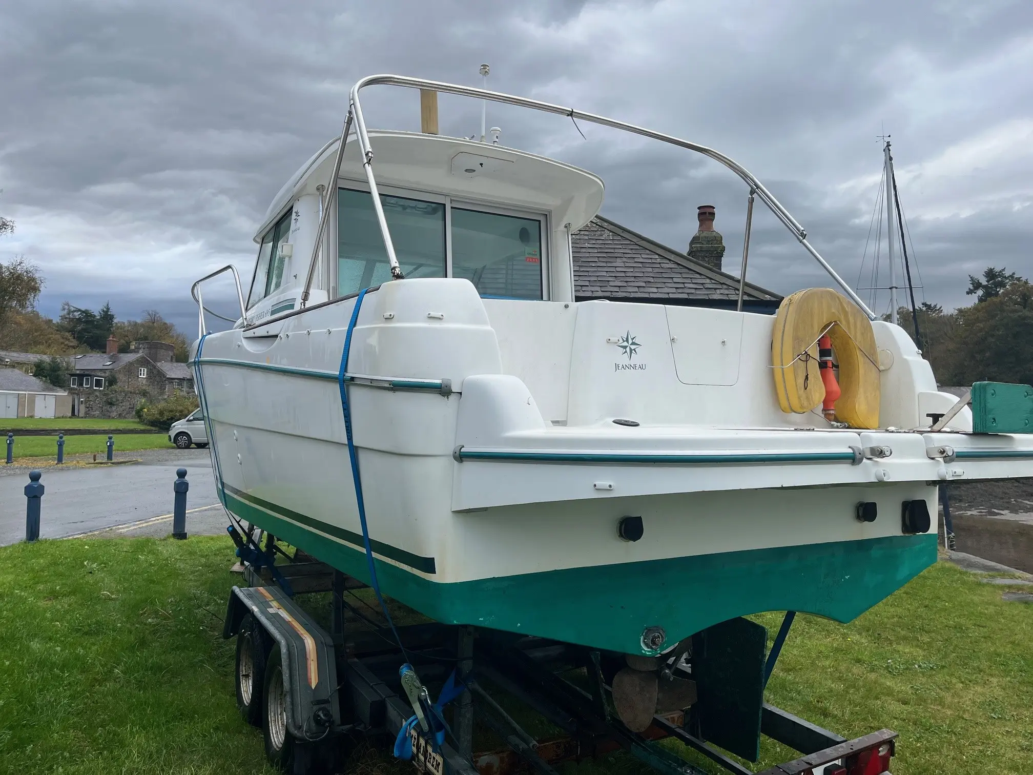 2004 Jeanneau merry fisher 695