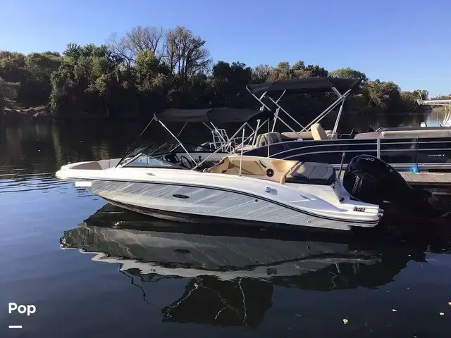 Sea Ray 210 SPX