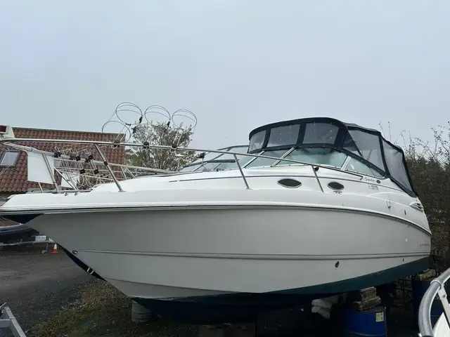 Chaparral 240 Signature