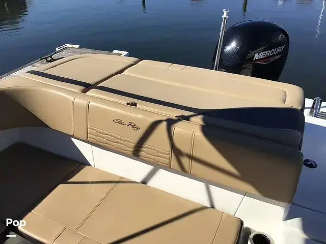 Sea Ray 210 SPX