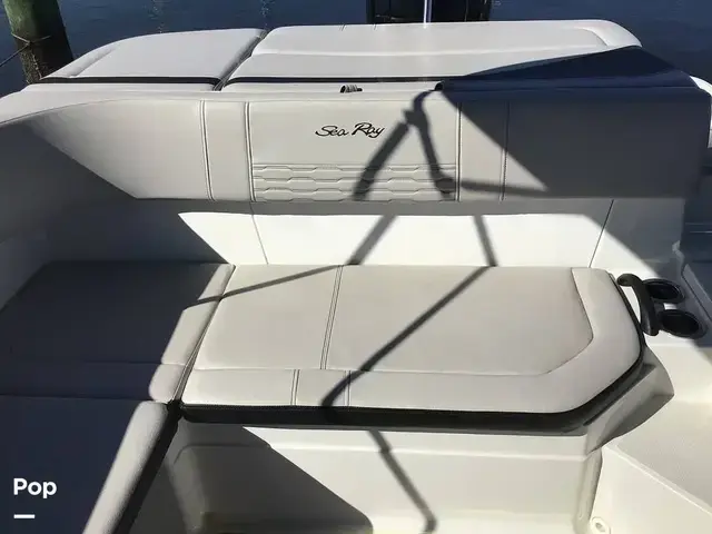 Sea Ray 210 SPX