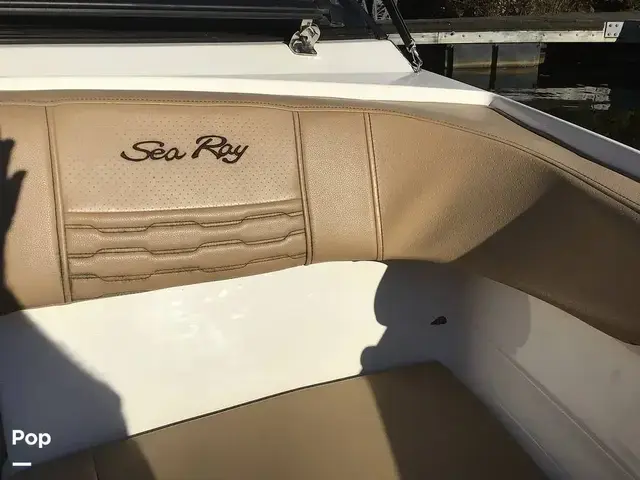 Sea Ray 210 SPX