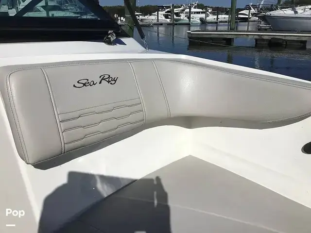 Sea Ray 210 SPX