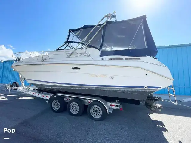 Rinker Fiesta Vee 280