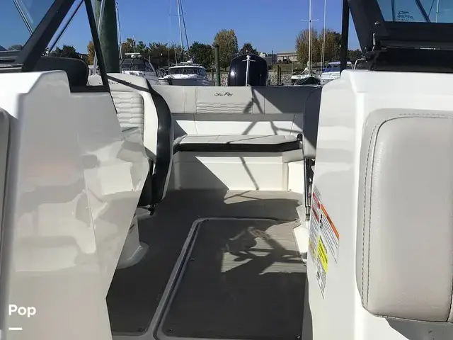 Sea Ray 210 SPX