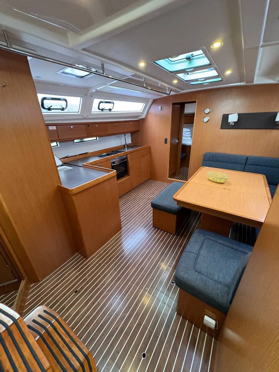 2014 Bavaria cruiser 46