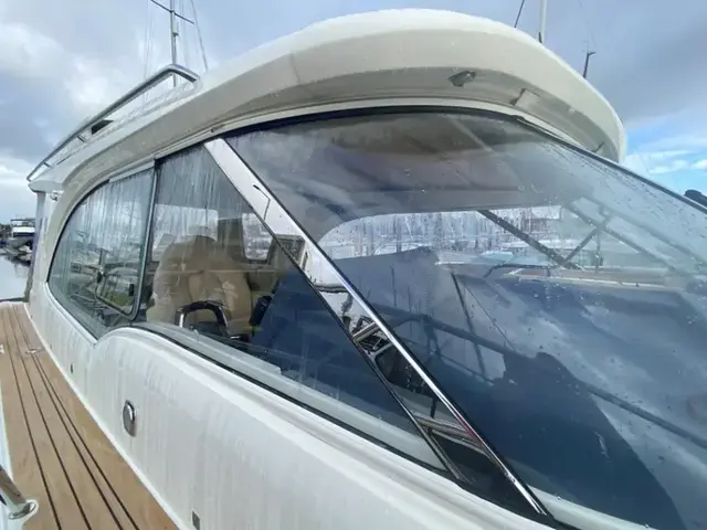 Marex Cabriolet Cruiser 360