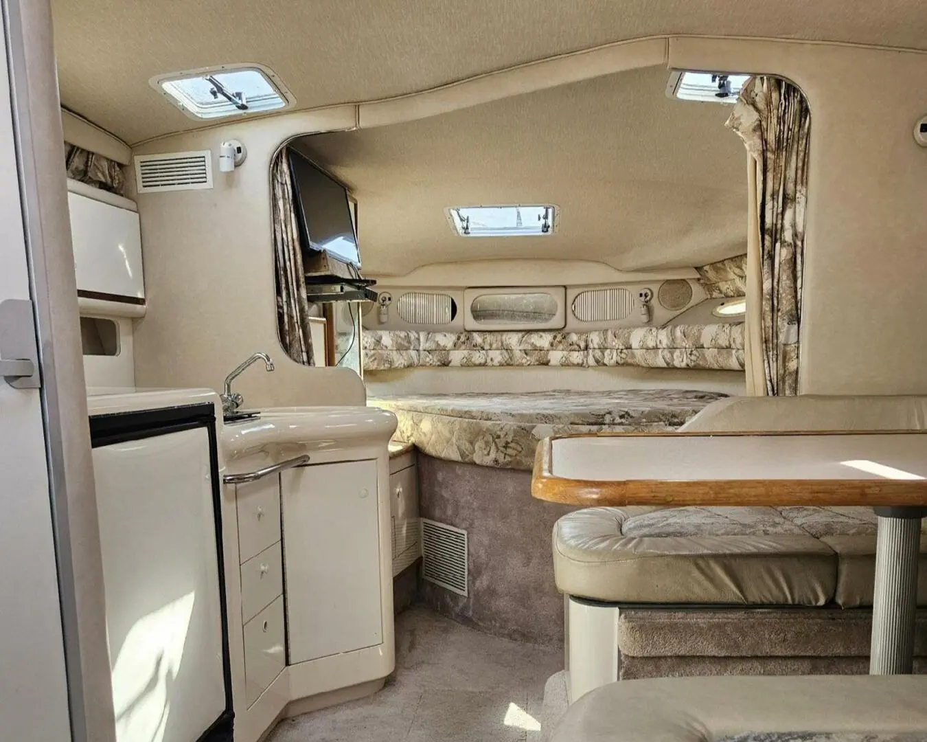 1995 Sea Ray sundancer 330