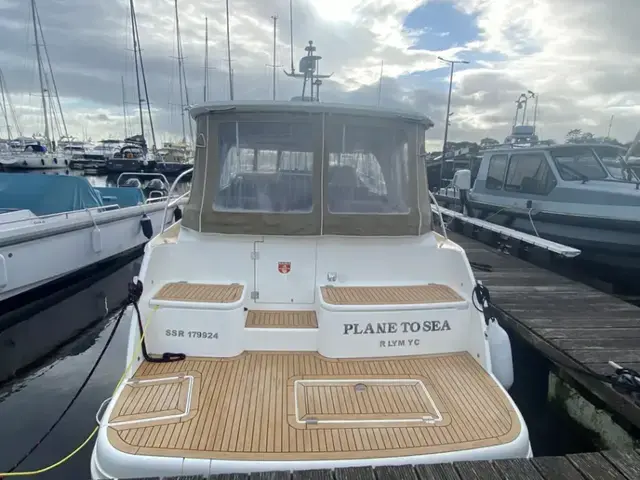 Marex Cabriolet Cruiser 360