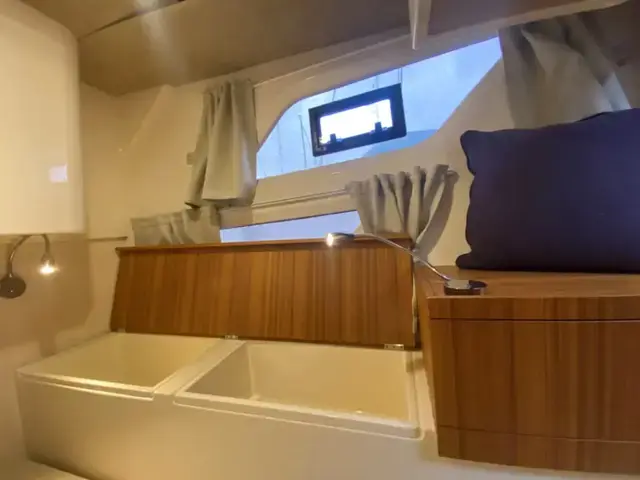 Marex Cabriolet Cruiser 360