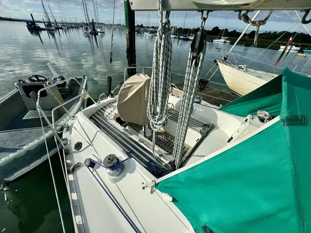 Beneteau First 345