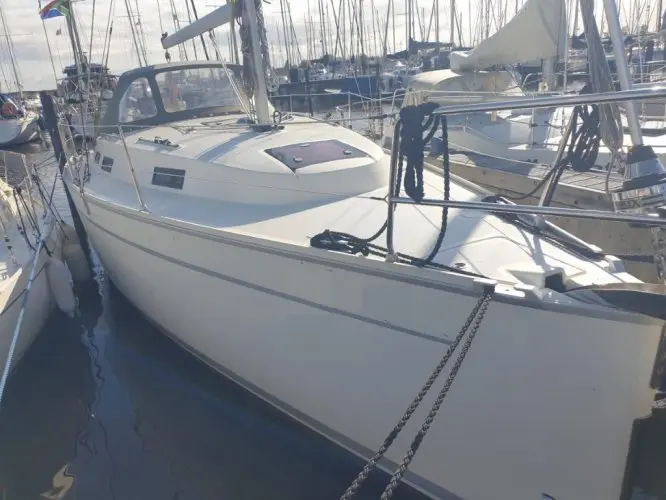 2010 Bavaria 32 cruiser