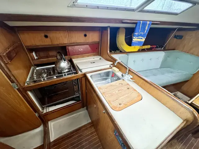 Beneteau First 345