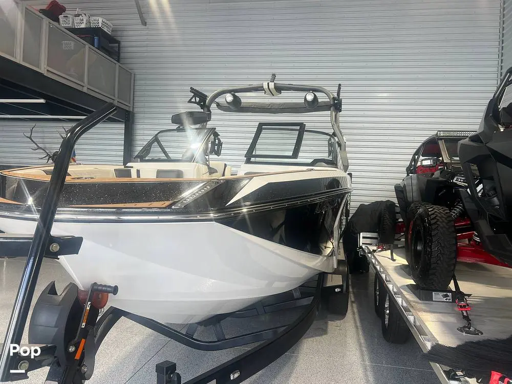 2019 Nautique g25