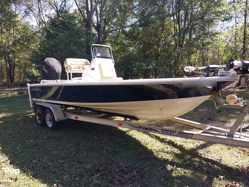 2016 Sportsman tournament 214 bay boat