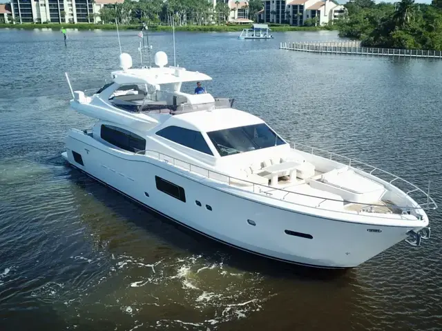 Ferretti Yachts 840 Altura