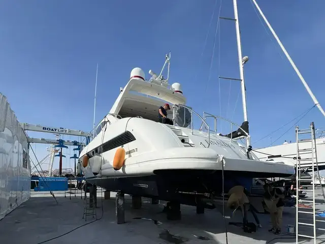 Mangusta 72