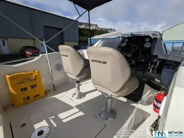 Quicksilver 555 CABIN