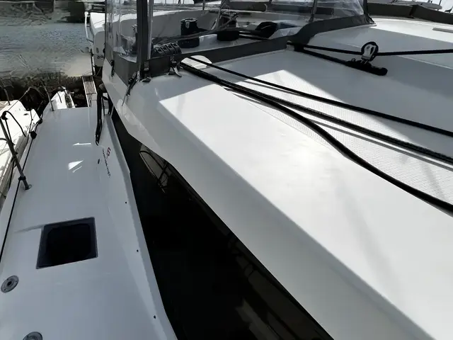 Fountaine Pajot Lucia 40