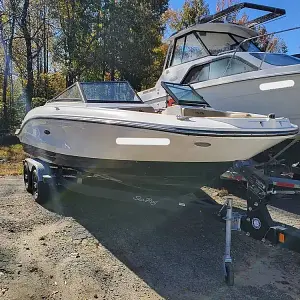 2022 Sea Ray SPX 210 OB