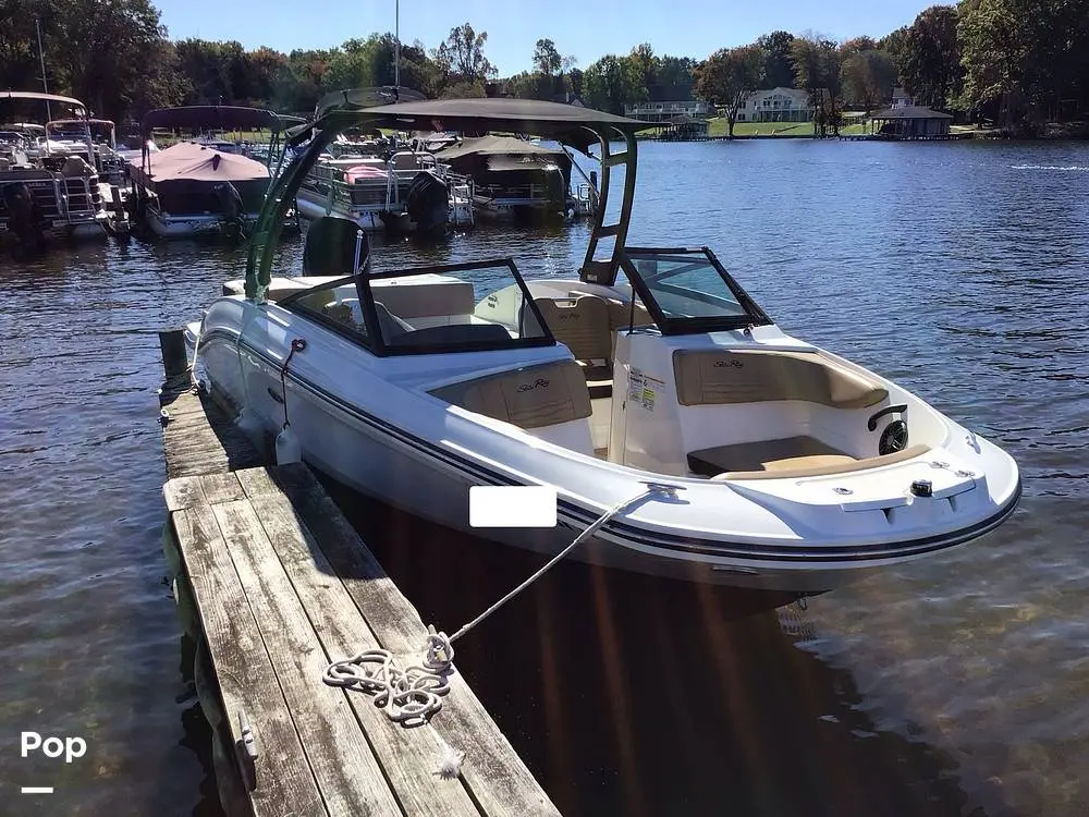 2023 Sea Ray 210 spx outboard