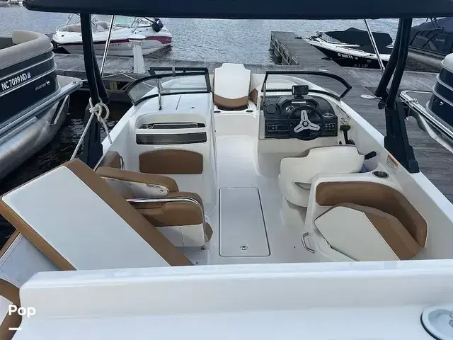 Bayliner VR6 OB