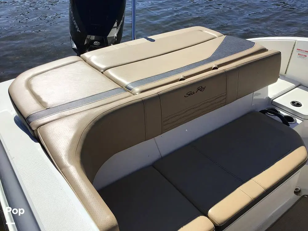 2023 Sea Ray 210 spx outboard