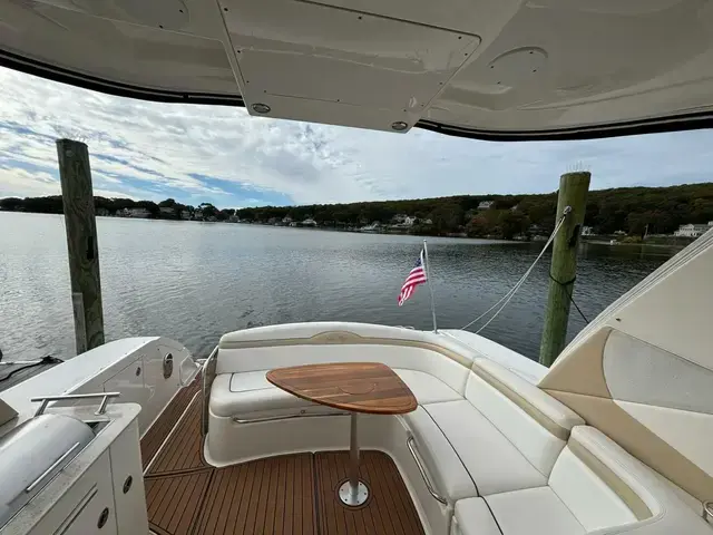 Sea Ray Sundancer 350