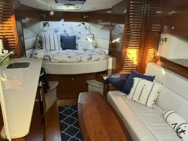 Sea Ray Sundancer 350