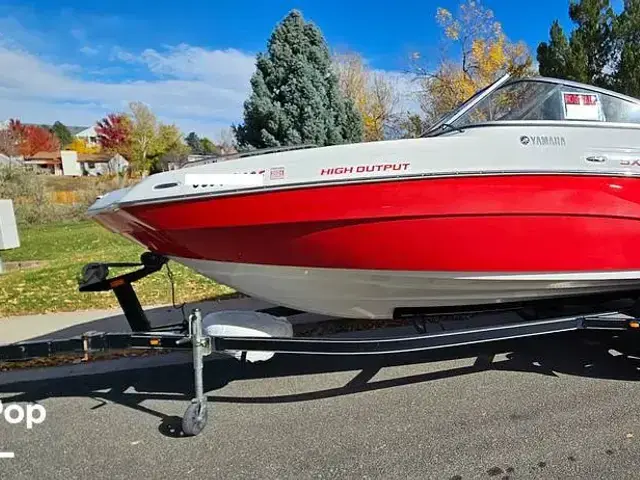 Yamaha SX240