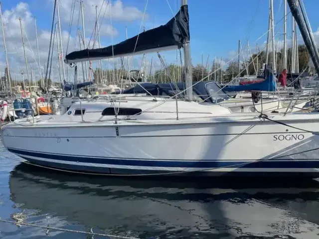 Hunter 27