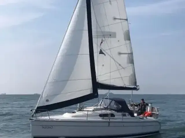 Hunter 27