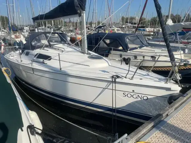 Hunter 27