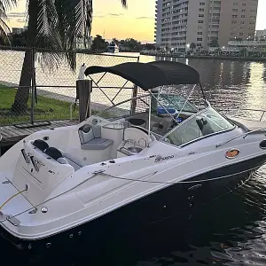 2007 Sea Ray Sundancer 240