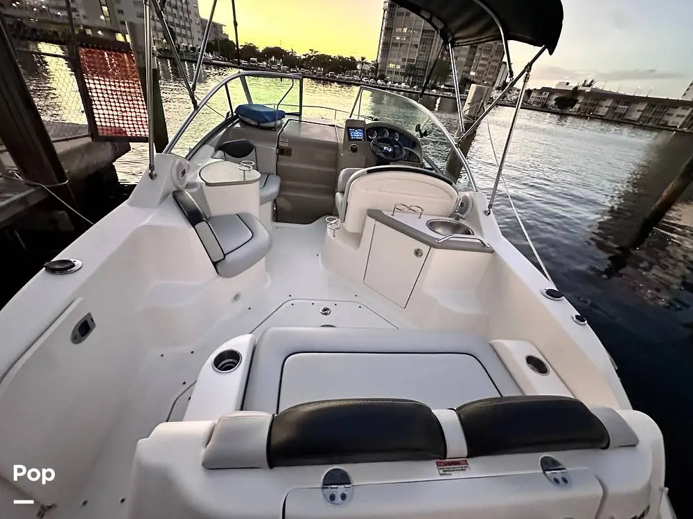 2007 Sea Ray sundancer 240