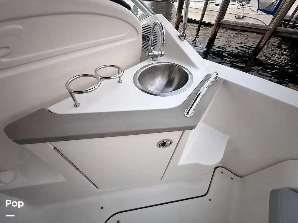 2007 Sea Ray sundancer 240