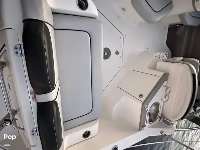 Sea Ray Sundancer 240