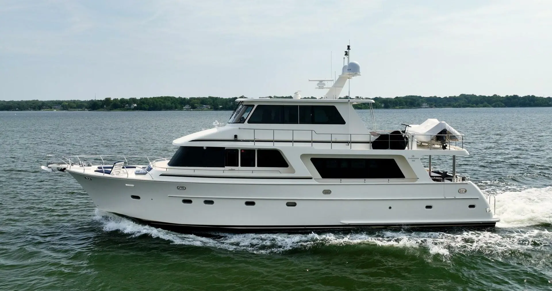 2009 Hampton endurance 700 skylounge