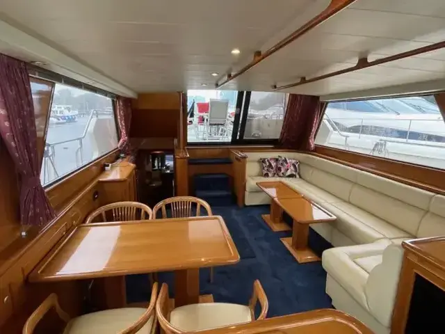 President 615 Sun Deck