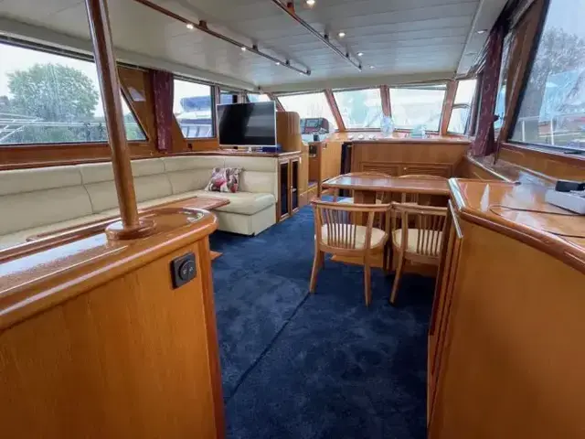 President 615 Sun Deck