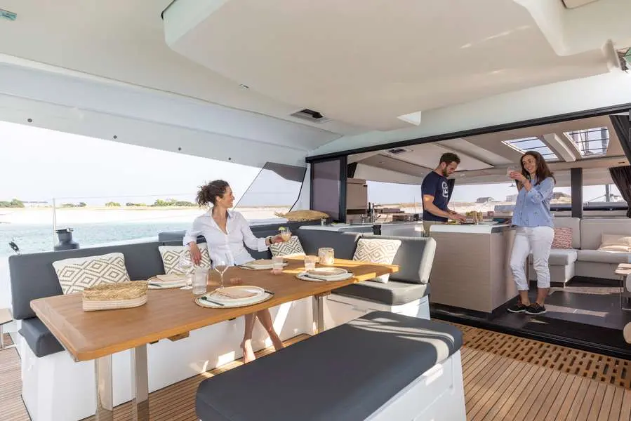 2025 Fountaine Pajot aura 51