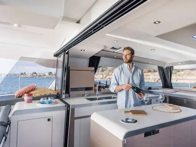 Fountaine Pajot Aura 51