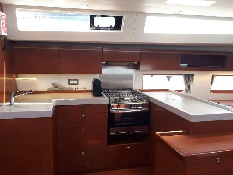 2019 Beneteau oceanis 55.1