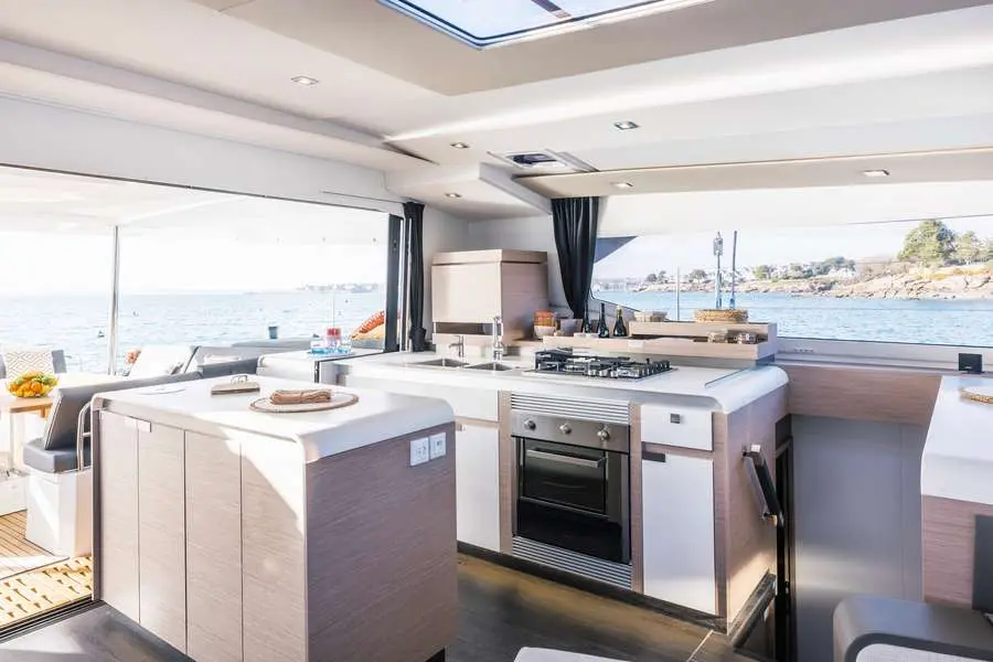 2025 Fountaine Pajot aura 51