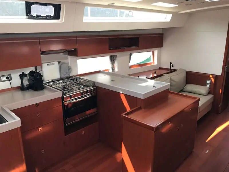 2019 Beneteau oceanis 55.1